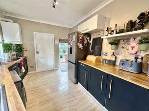 Photo 11- click for photo gallery